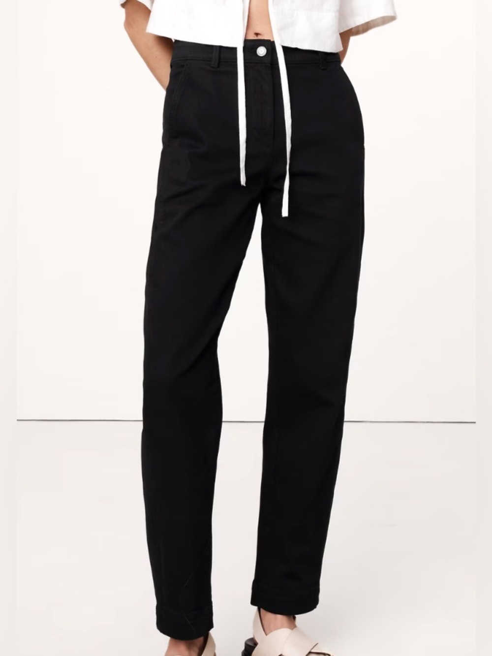 Banana Republic Barrel Leg Weekender jeans in black